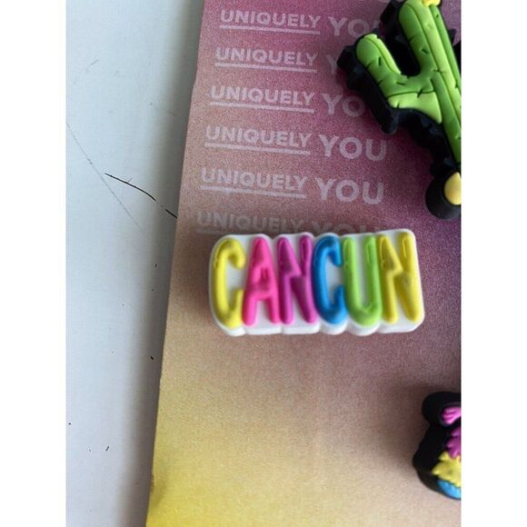 Set Of 5 Jibbitz Set For Crocs HOLA MEXICO Cancun Cactus Piñata Margarita Charro - Picture 2 of 10